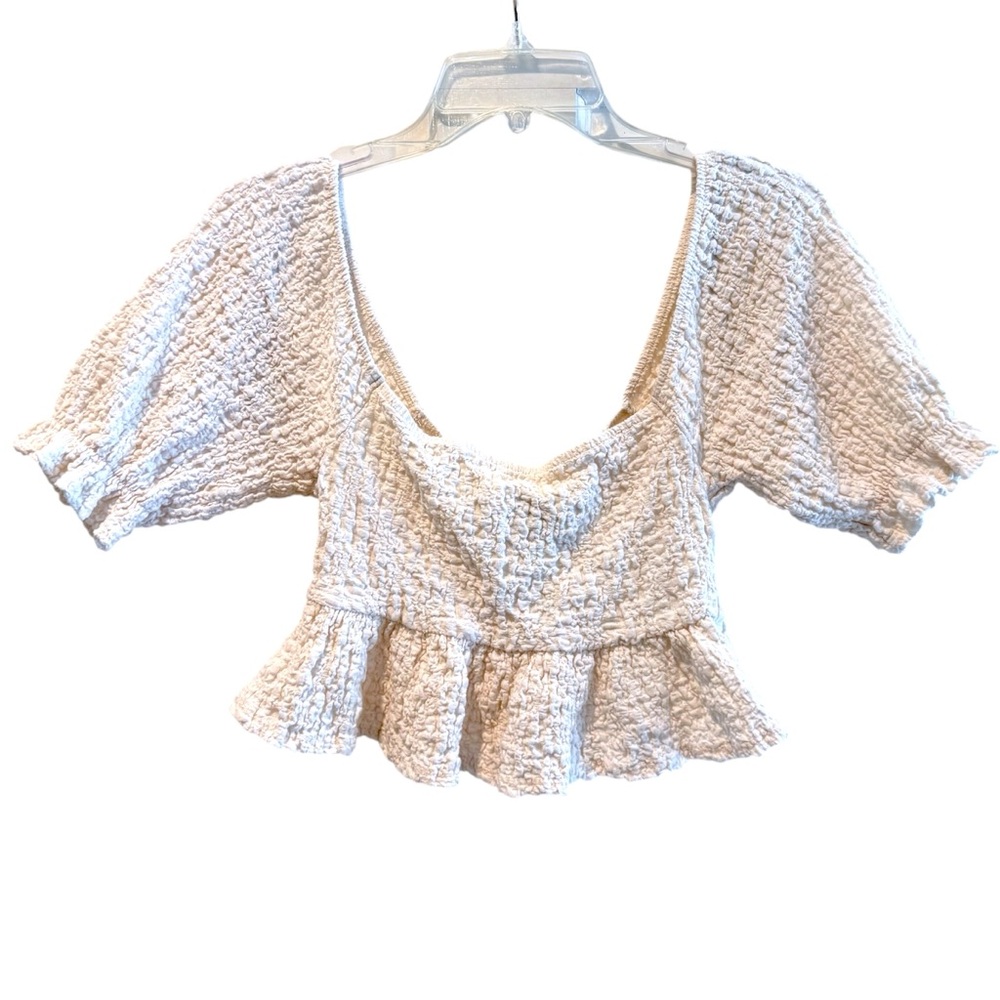 Forever 21 Cream Peplum Crop Top Puff Sleeves Smocked Women’s‎ Size Small